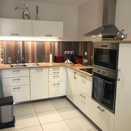 Les Poissons Apartment Сет Екстериор снимка
