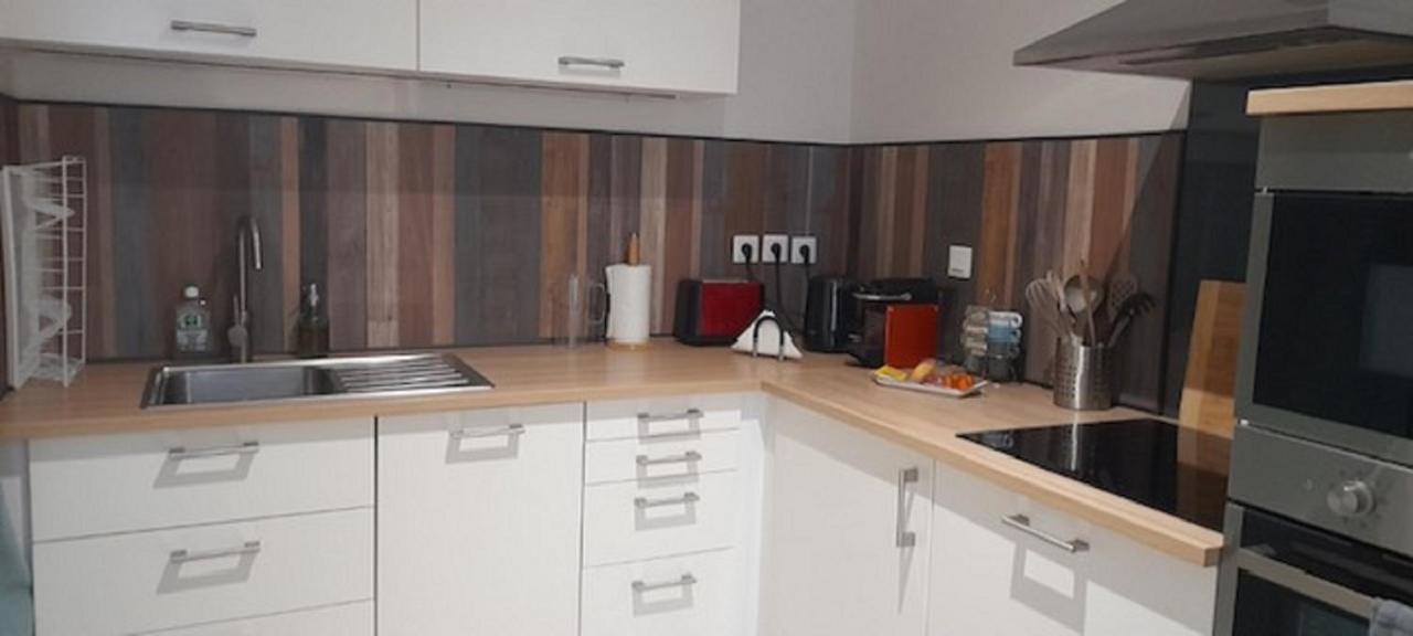 Les Poissons Apartment Сет Екстериор снимка